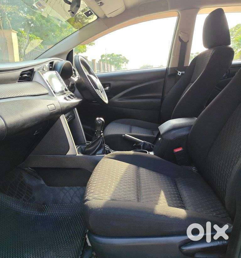 Toyota Innova Crysta 2.4 G Mt, 2022, Diesel