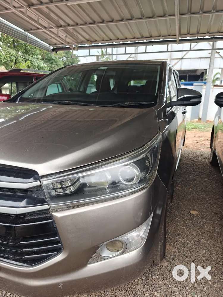 Toyota Innova Crysta 2017