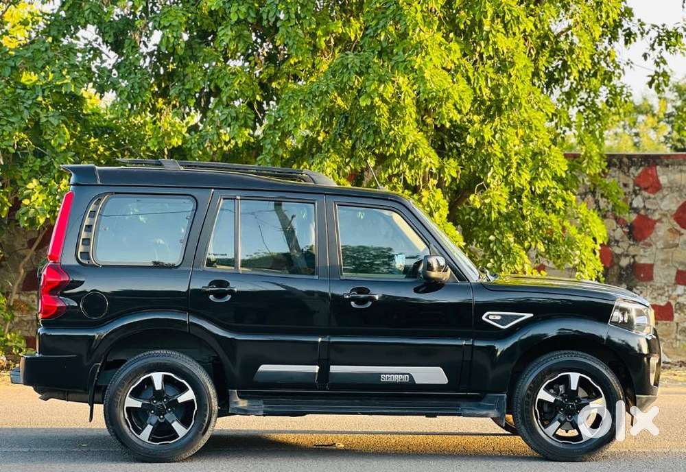 Mahindra Scorpio Classic 2.2 S 11 Mt 7 Str, 2024, Diesel