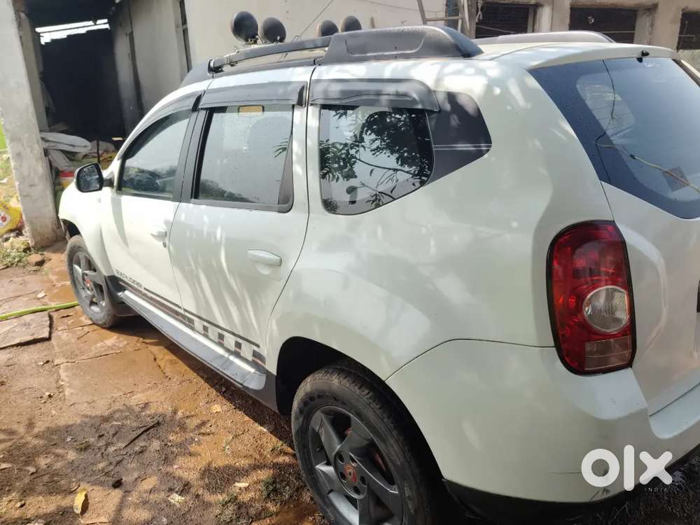 Renault Duster 2015 Diesel 119000 Km Driven Best Condition