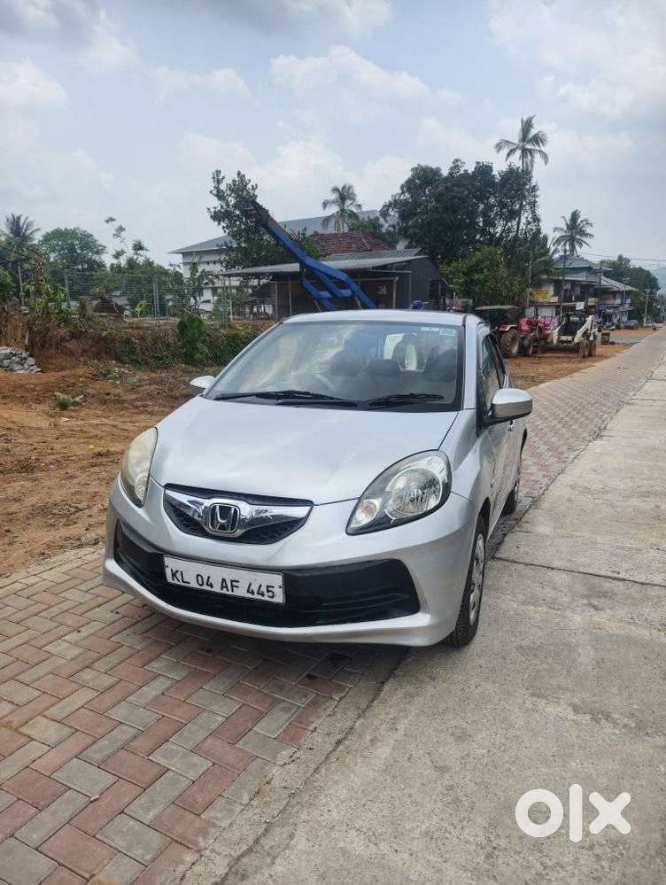 Honda Brio, 2013, Petrol