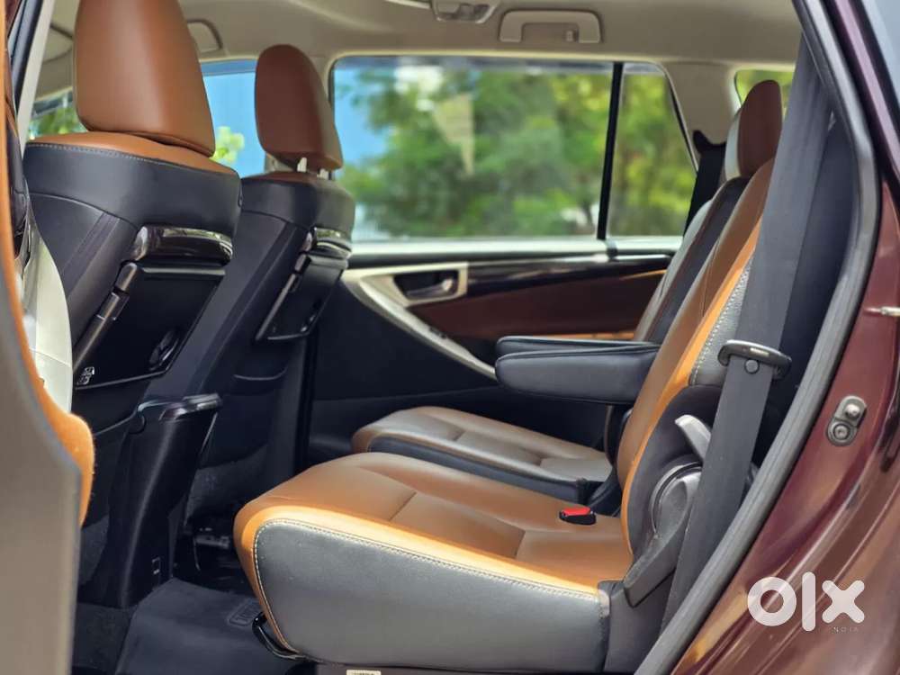 Toyota Innova Crysta [2020-ongoing] 2.4 Zx At 7 Str, 2022, Diesel