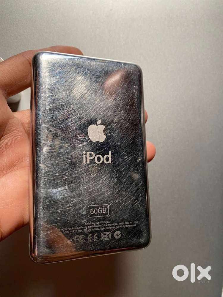 Apple iPod Classic 5th Gen 60GB - Musical Instruments in Mulund
