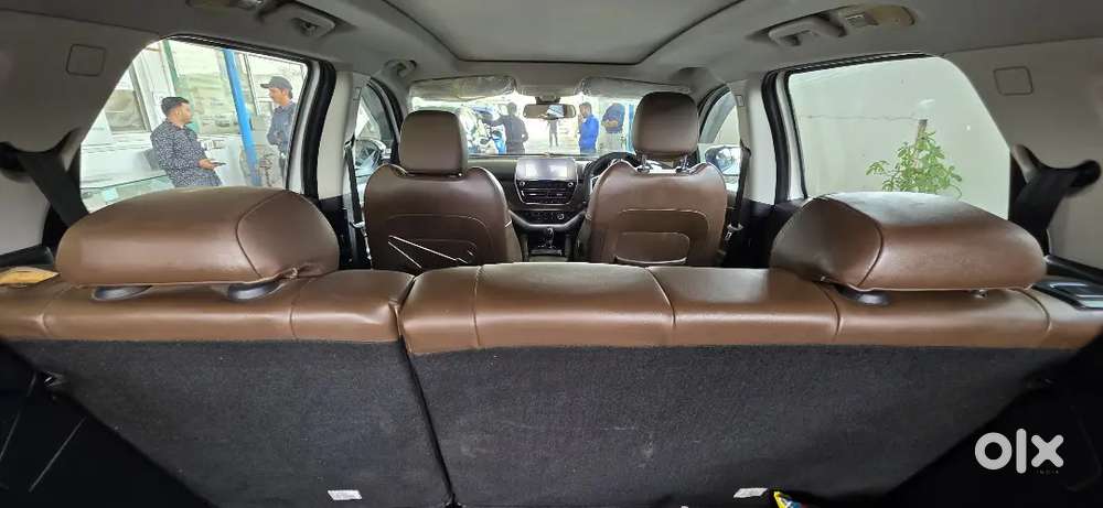 Dual Tone Well Maintained Car