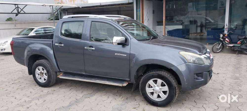 Isuzu V-cross Z Prestige 4x4 Mt, 2017, Diesel