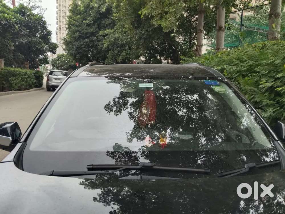 Mahindra Xuv700 7 Seatr  2025 Year