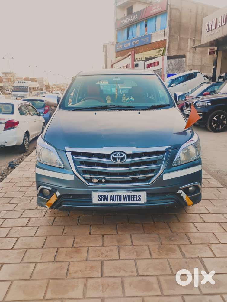 Toyota Innova 2.5 V 7 Str, 2010, Diesel