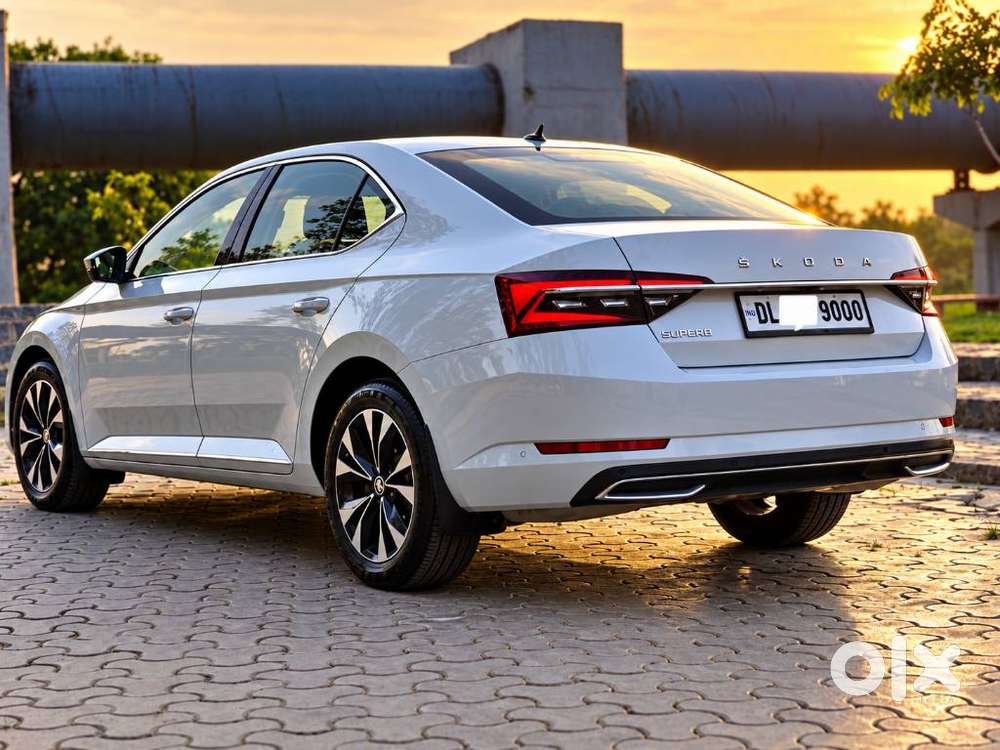 Skoda Superb 2.0 L&k Tsi At, 2021, Petrol