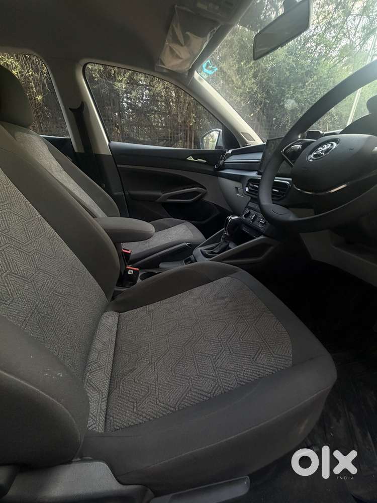 Skoda Kylaq Signature At, 2025, Petrol