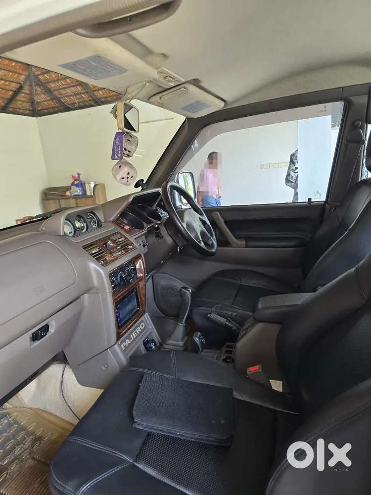 2011 Model Mitsubishi Pajero Sfx 4x4