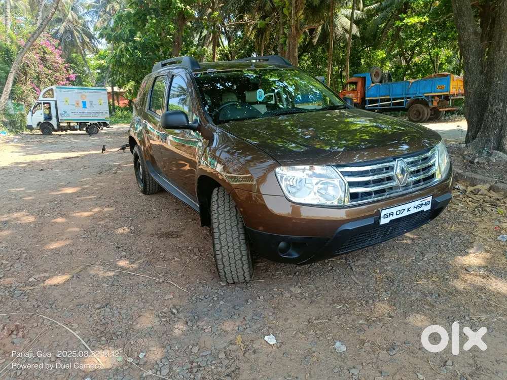 Renault Duster 2015 Petrol Well Maintained