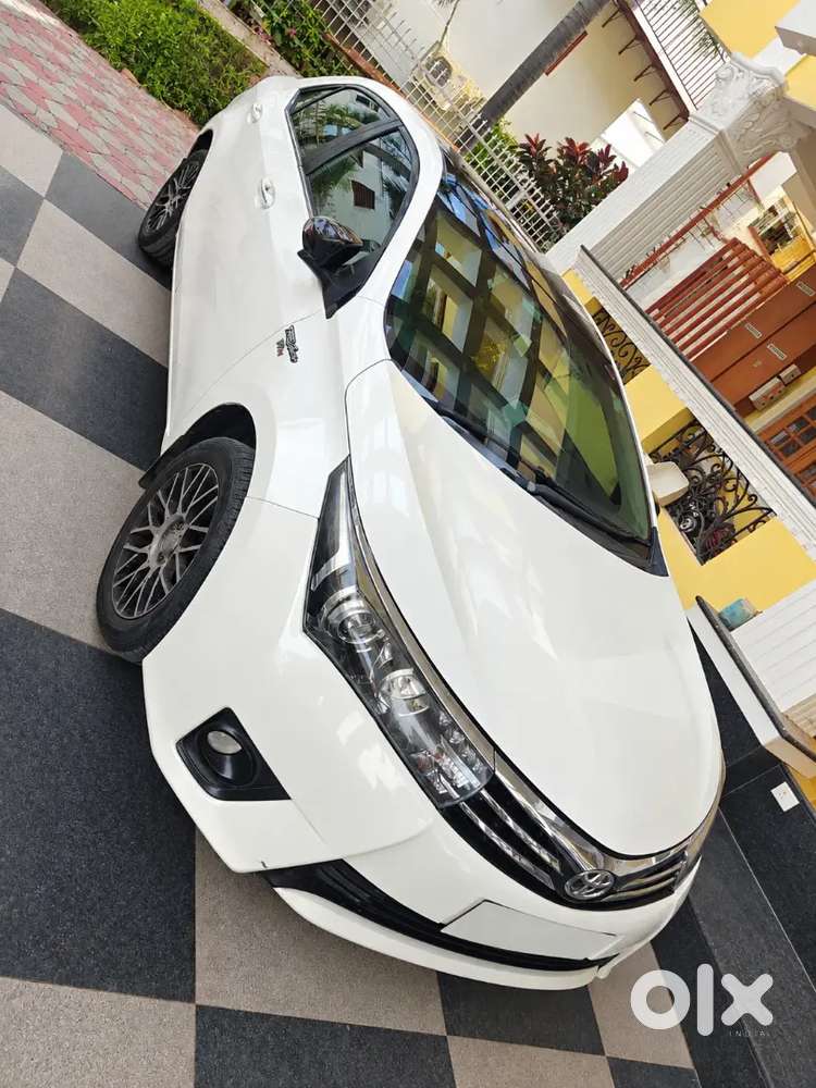 Toyota Corolla Altis 2015