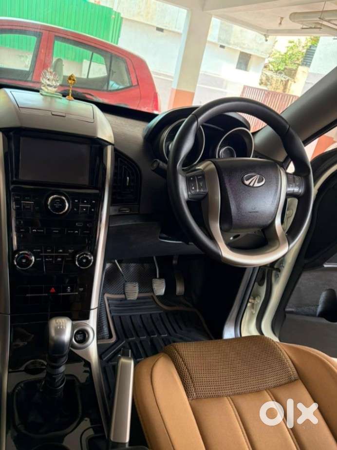 Mahindra Xuv500 W7, 2020, Diesel