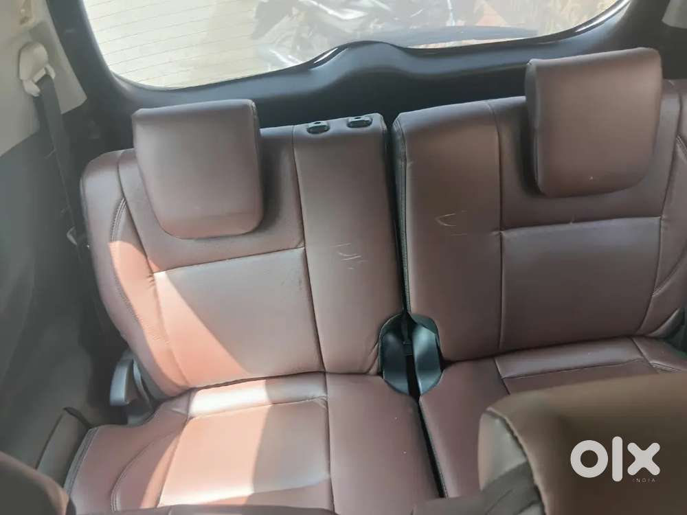Toyota Innova Crysta 2019