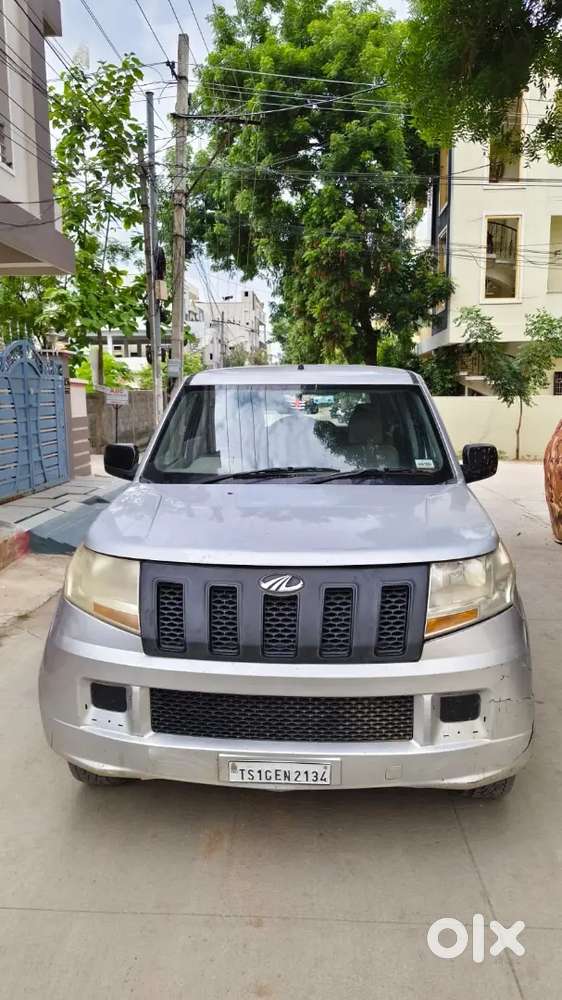 Mahindra Tuv 300 2016