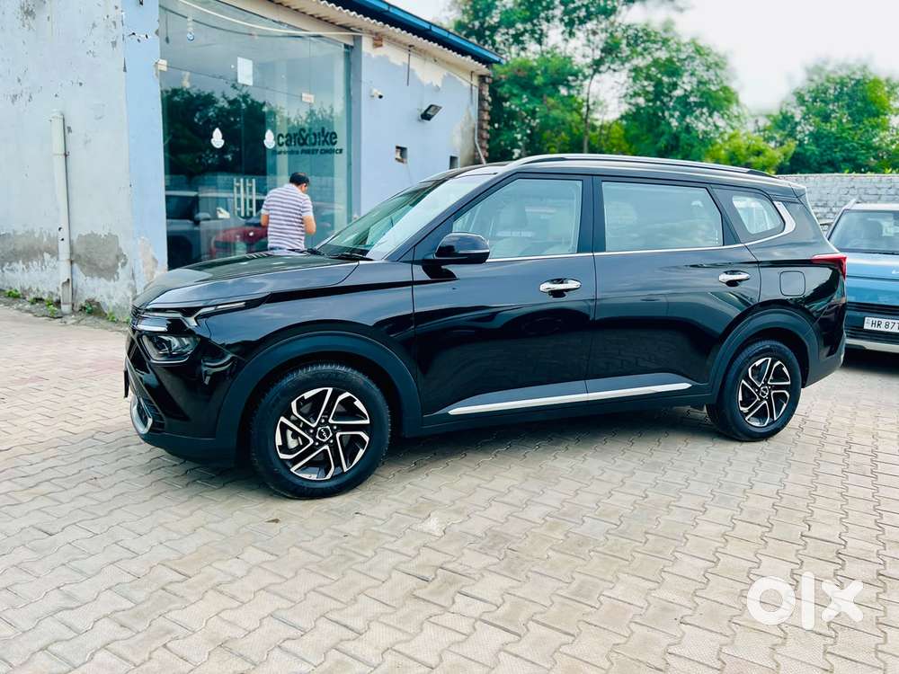 Kia Carens 1.5 Luxury Plus Turbo Dct 7 Str, 2024, Petrol
