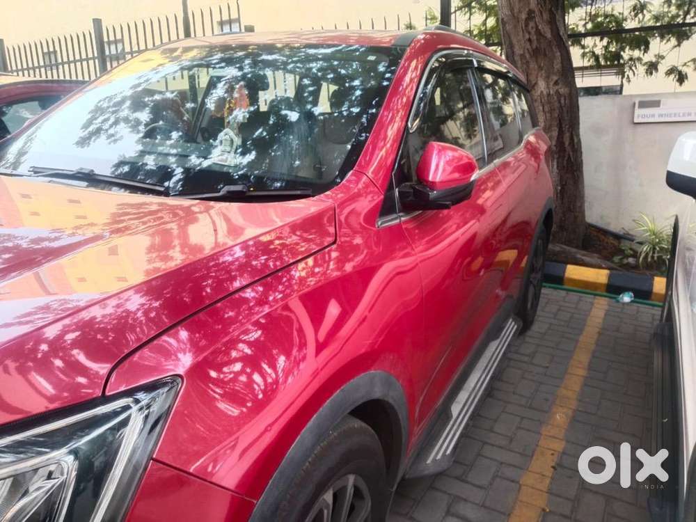 Mahindra Xuv 700 Luxury Pack 39800 Km Driven 2023 Model