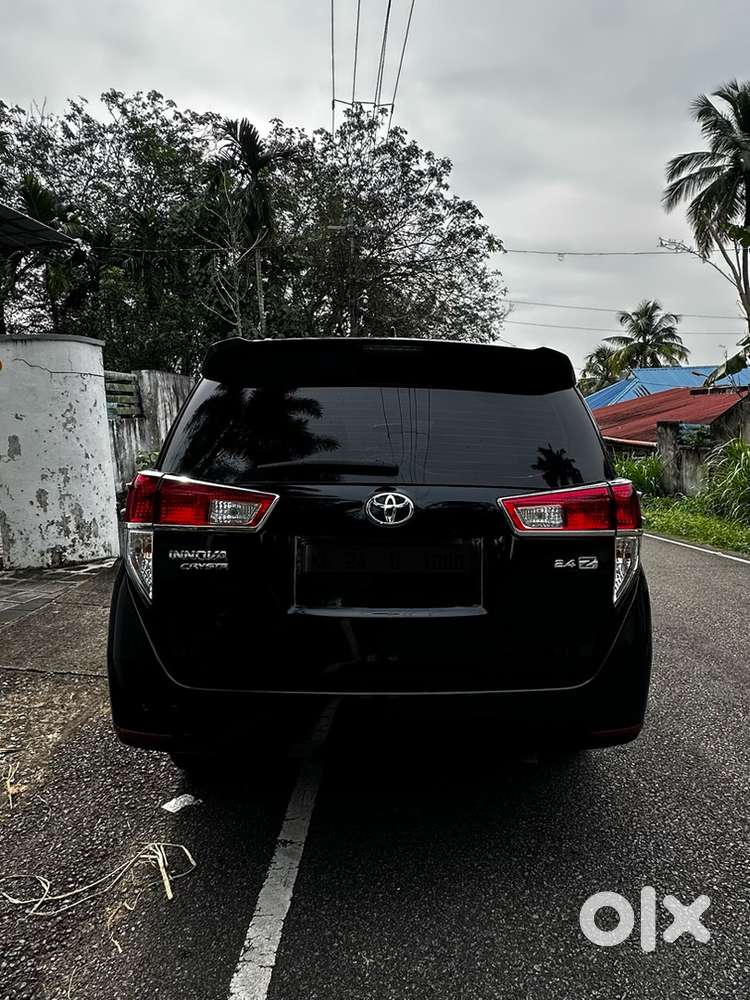 Toyota Innova Crysta 2020 Diesel Well Maintained