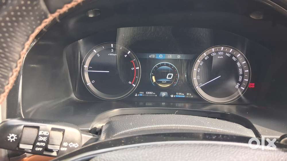 Mahindra Alturas G4 4wd At, 2021, Diesel