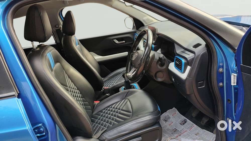 Tata Punch 1.2 Revotron Creative Dual Tone, 2021, Petrol
