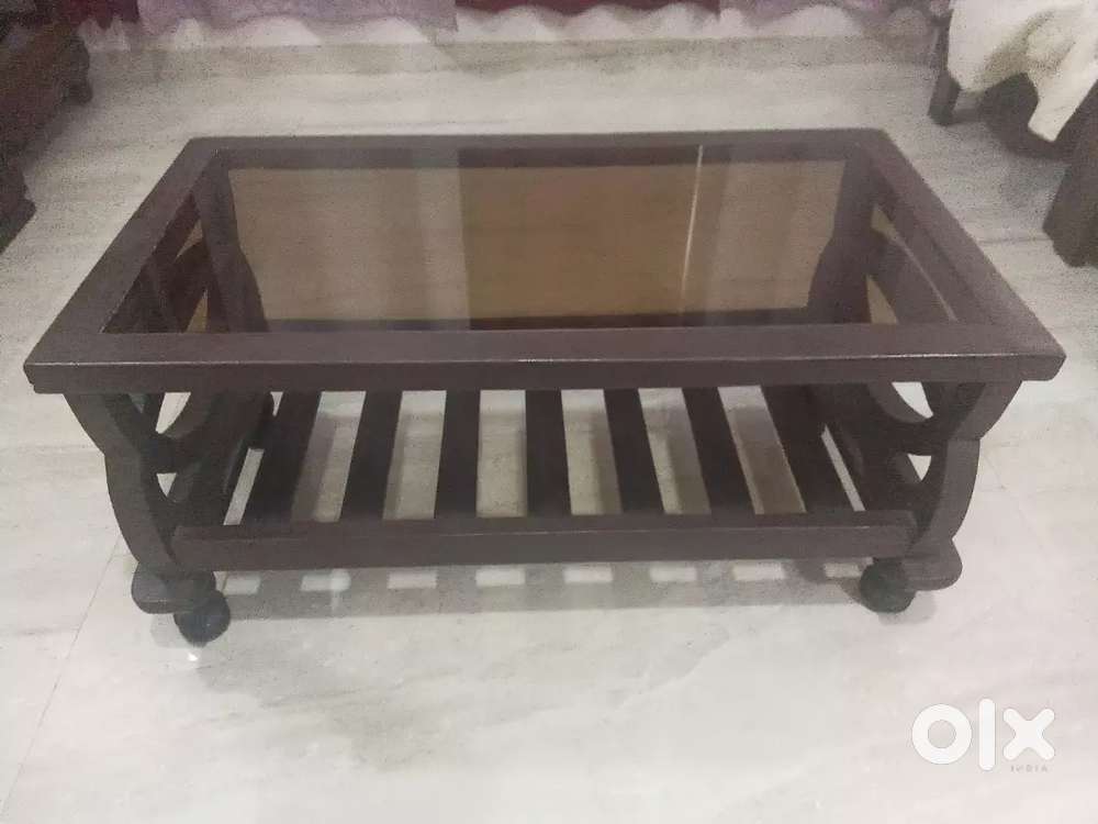Centre table/ coffee table
