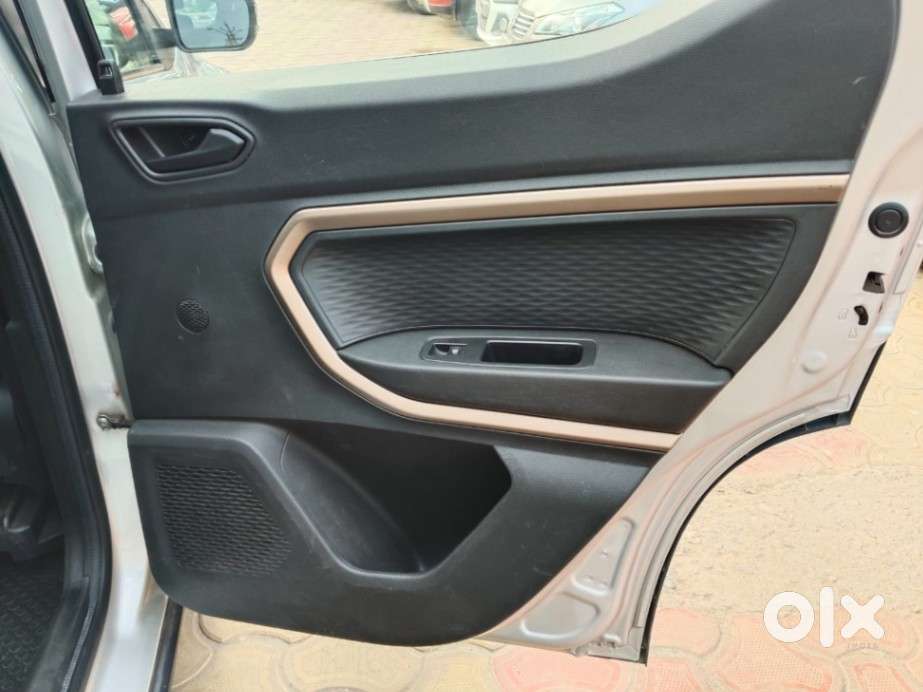 Renault Kiger Rxt, 2023, Petrol