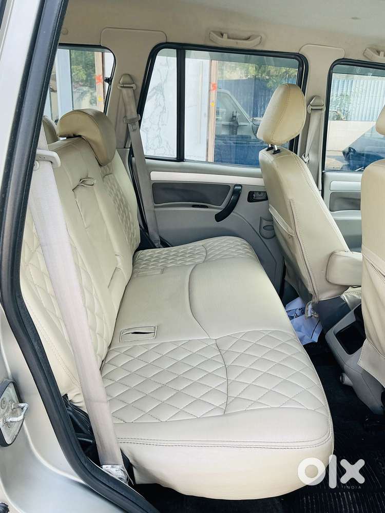 Mahindra Scorpio S10, 2015, Diesel