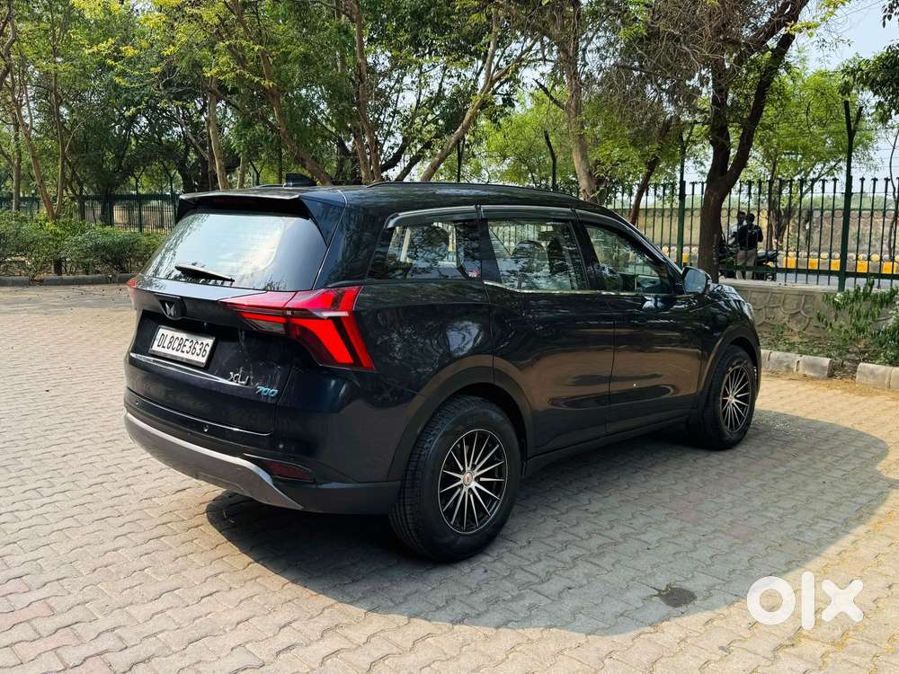Mahindra Xuv700 Ax 3 Diesel Mt 7 Str (e), 2022, Diesel