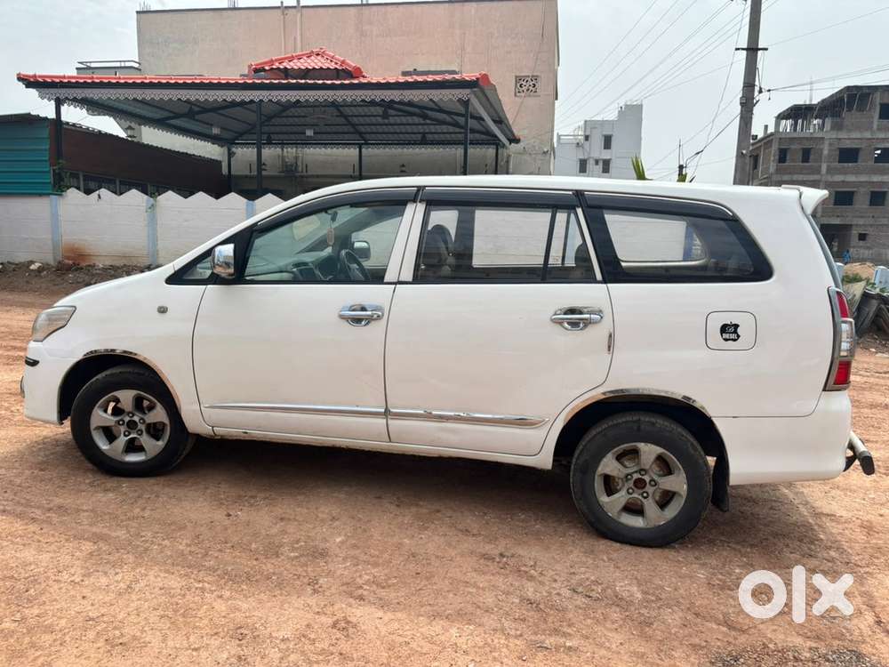 Toyota Innova Diesel Manual 2015