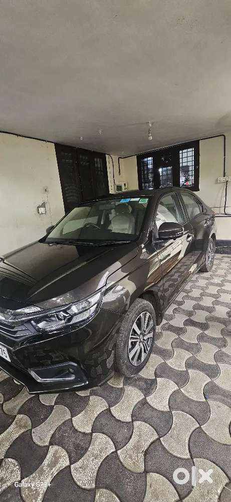 Honda Amaze Vx Cvt - R (i-vtec) ,petrol, Automatic