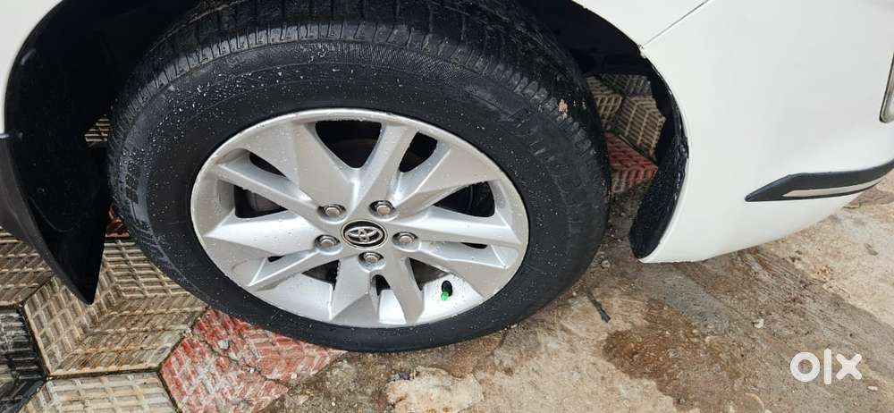 Toyota Innova Crysta G 8 Str, 2017, Diesel