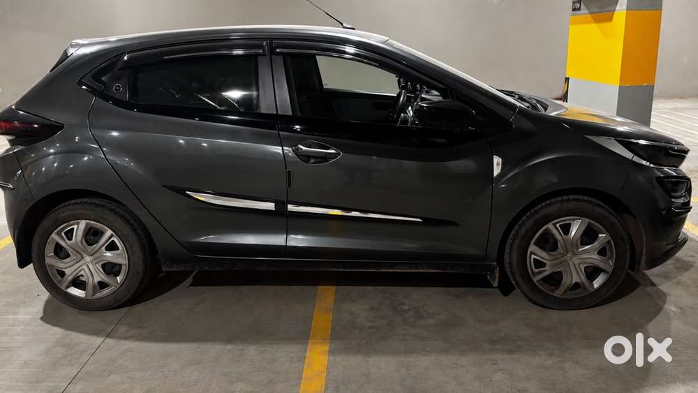 Tata Altroz Xm Plus Icng 2024 Model