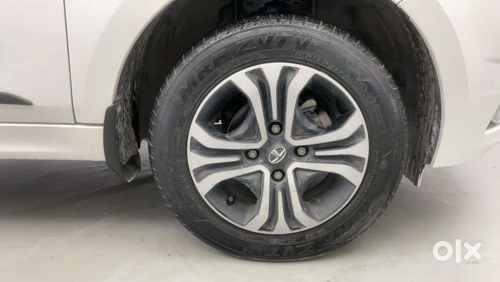 Tata Tiago 1.2 Revotron Xz Wo Alloy, 2019, Petrol