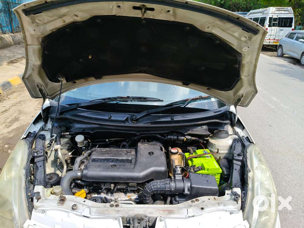 Maruti Suzuki Swift Dzire Ldi Optional, 2016, Diesel