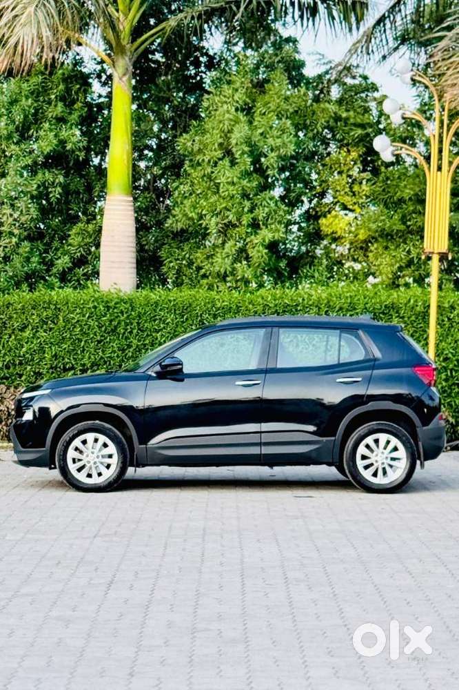 Skoda Kylaq Signature Plus At, 2025, Petrol