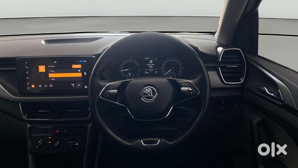 Skoda Kushaq 1.0 Tsi Ambition, 2022, Petrol