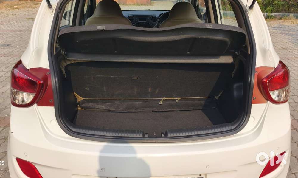 Hyundai Grand I10 Sportz 1.2 Kappa Vtvt, 2016, Petrol