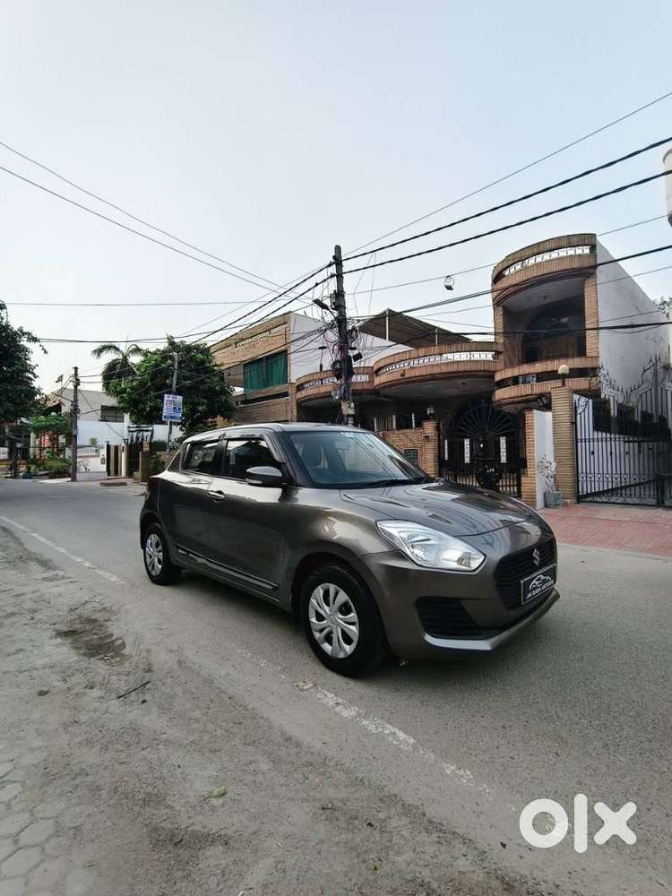 Maruti Suzuki Swift Vxi + Manual, 2020, Petrol