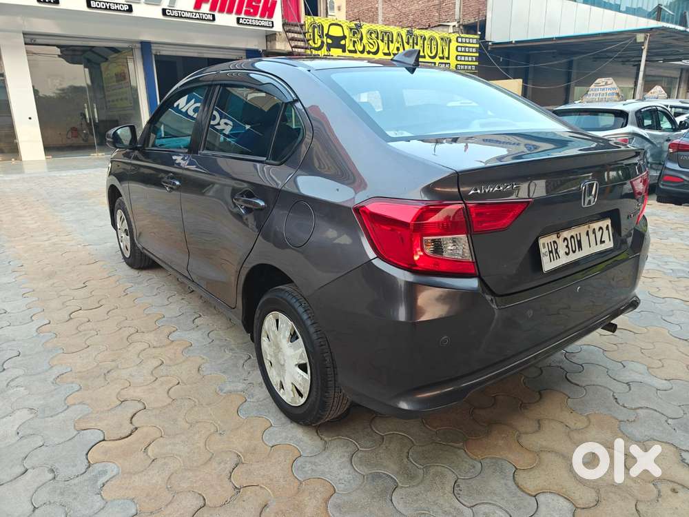 Honda Amaze 2nd Gen Vx, 2020, Petrol