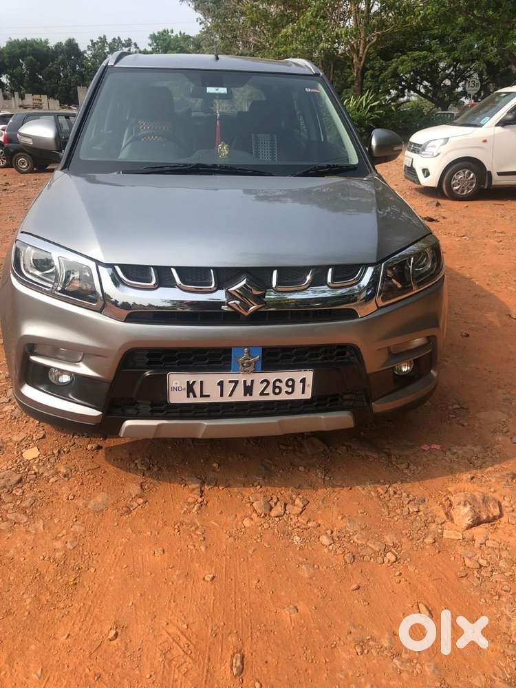 2017 Brezza Zdi+ Diesel  First Owner  Defence Officer Driven