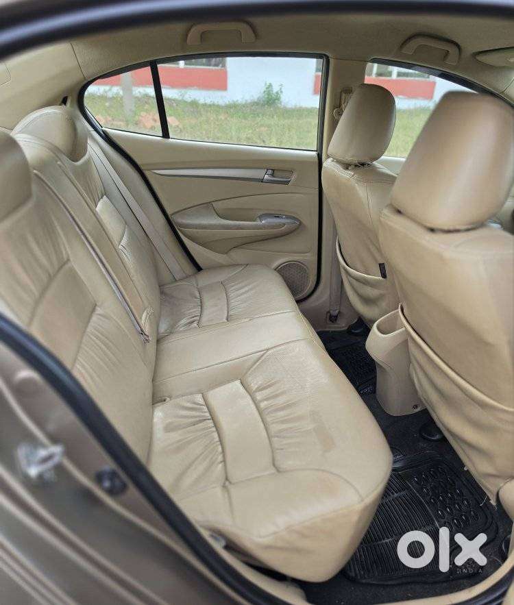 Honda City V Mt Exclusive, 2010, Petrol