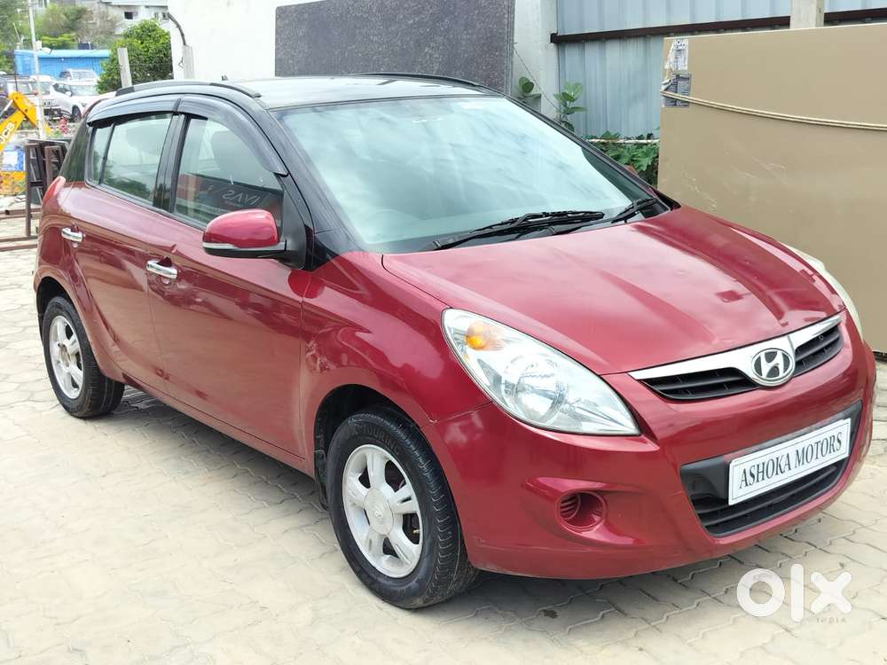 Hyundai I20 Sportz 1.2 Bs-iv, 2010, Petrol