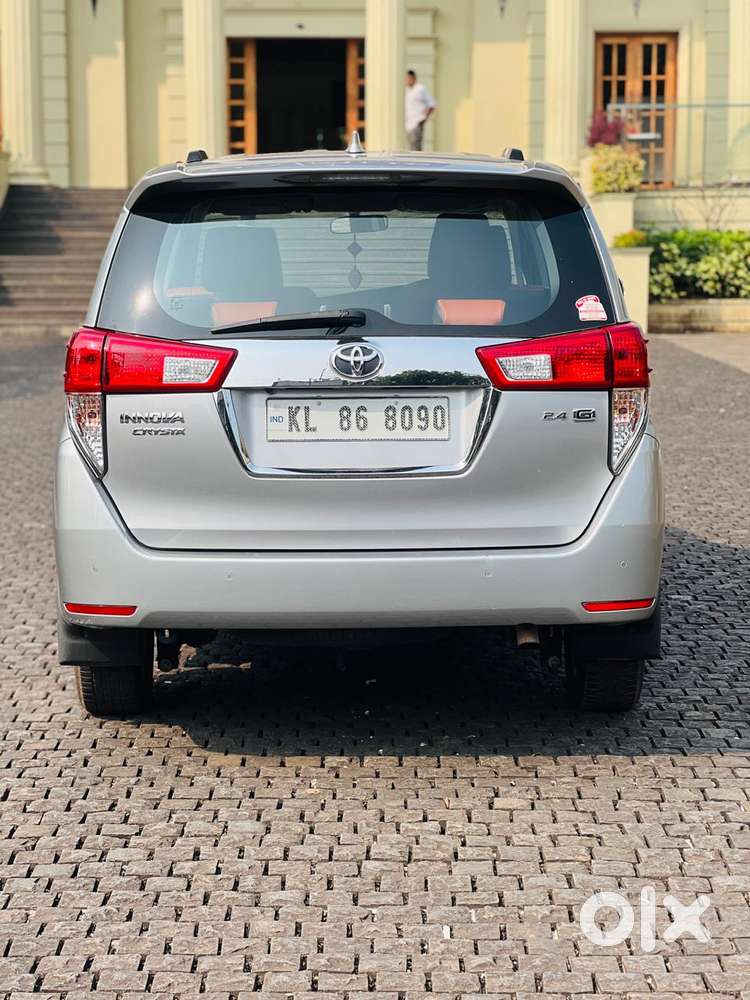 Toyota Innova Crysta