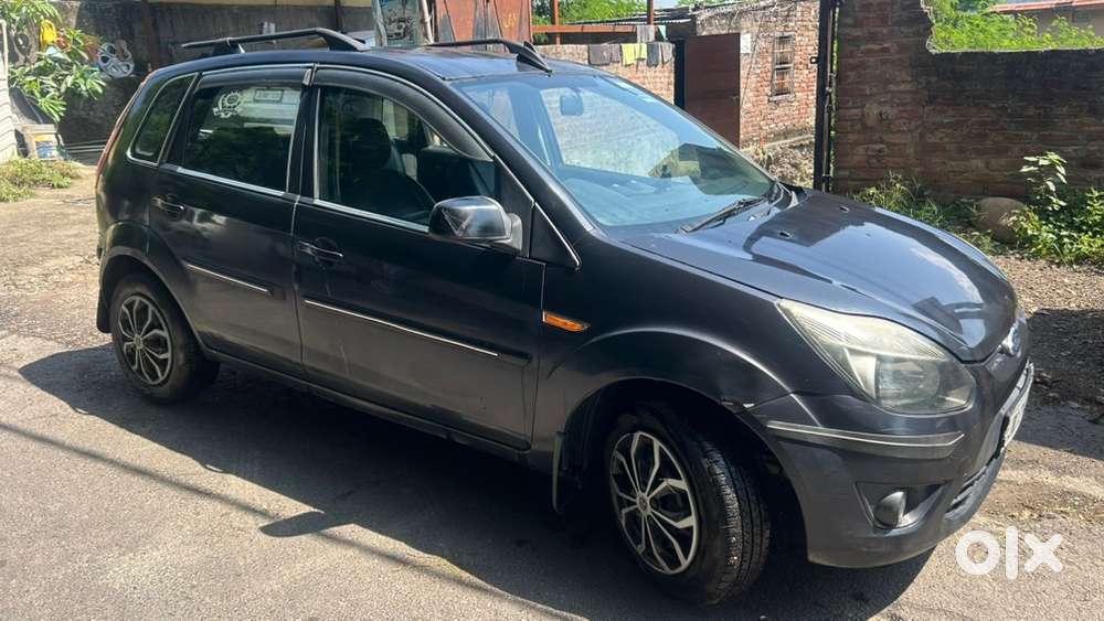 Ford Figo 2011 Manual Petrol