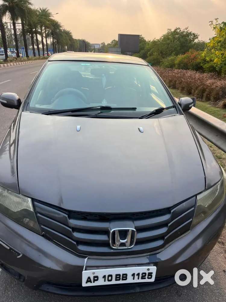 Honda City 1.5 V At(sunroof) Bsiv