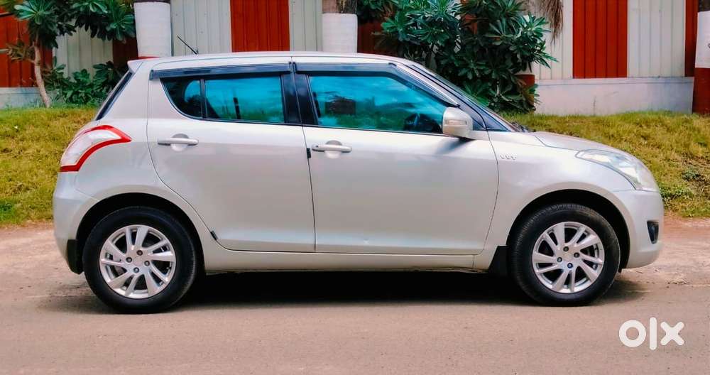 Maruti Suzuki Swift Zxi, 2012, Petrol