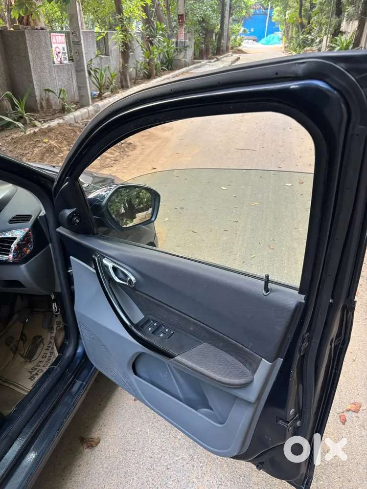 Tata Tigor Revotron 2019