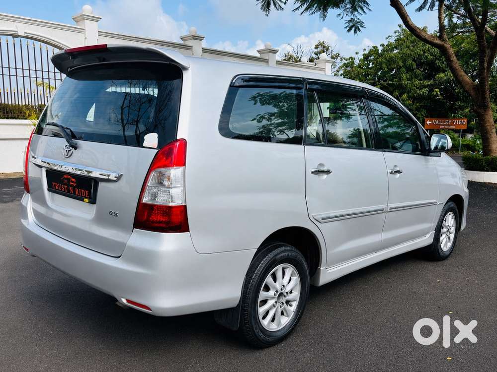 Toyota Innova 2.5 Vx 7 Str Bs-iii, 2012, Diesel