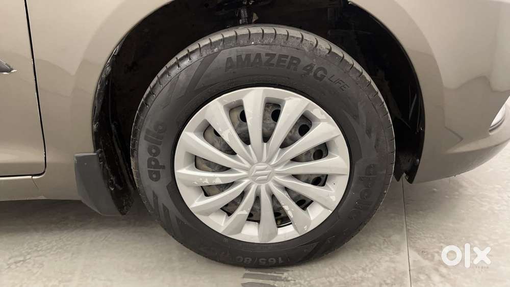 Maruti Suzuki Swift Dzire 1.3 Vxi, 2015, Petrol