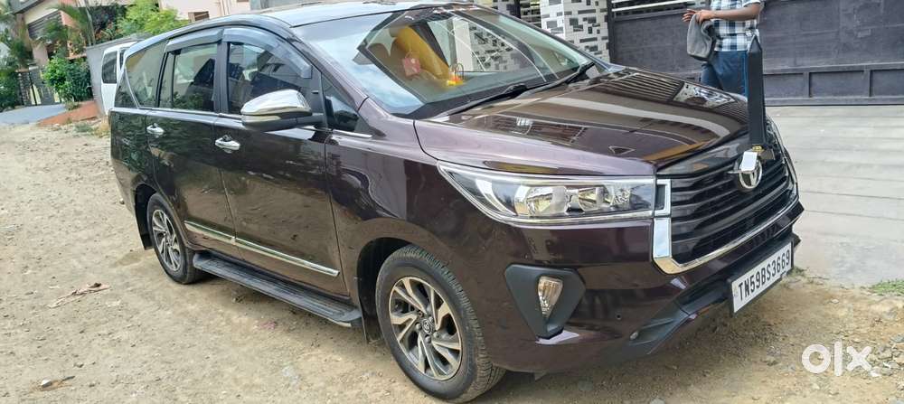 Toyota Innova Crysta 2.4 V 7 Str, 2017, Diesel